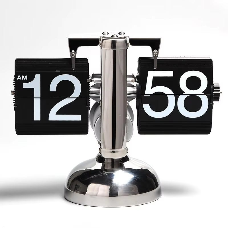 Vintage Flip Page Clock | Automatic Quartz Timepiece